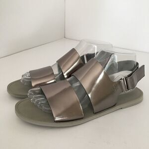 VINCE sz 7.5 Mirror Silver two strap flat sandal beyhive